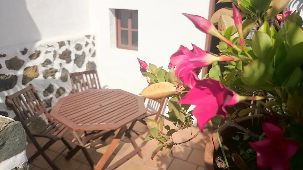 Casitas La Montanita Guest House El Paso